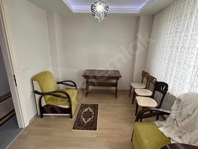 ESENEVLERDE TRAMVAYA 10 ADIM EŞYALI KİRALIK GENİŞ 2,5+1 DAİRE - Görsel 9