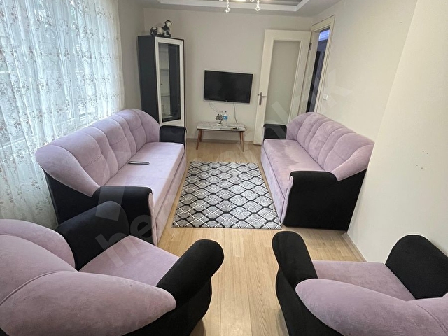 ESENEVLERDE TRAMVAYA 10 ADIM EŞYALI KİRALIK GENİŞ 2,5+1 DAİRE - Görsel 6