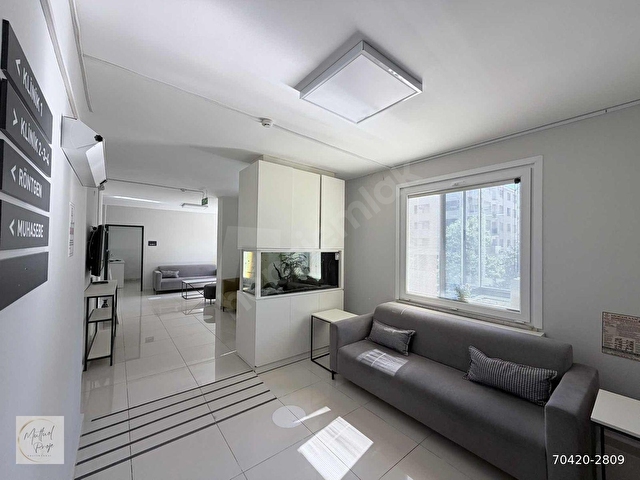 MUTLUOL PROJEDEN NET 180 M2 KATTA TEK SATILIK OFİS