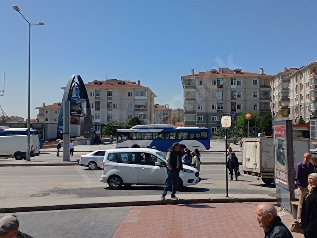 Batıkent Metroda,Fix Gross Avm Karşısı,Hukukçular Sitsnde 3+1,Kat 4