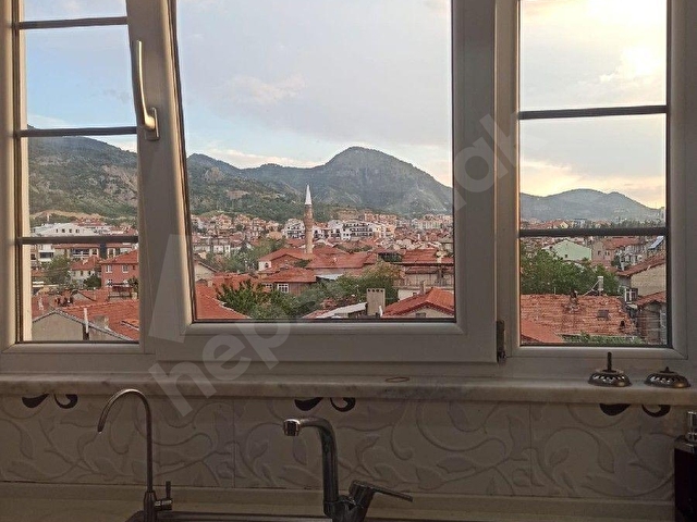 Isparta Merkez halife Sultan Mahallesinde kiralık 3+1 daire - Görsel 9