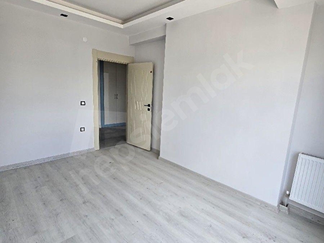 BAĞCILAR, ZANA DÜĞÜN SALONU CIVARI, URFA YOLU ÜZERİNDE 2+1 ORTA KAT KİRALIK SIFIR DAİRE - Görsel 26