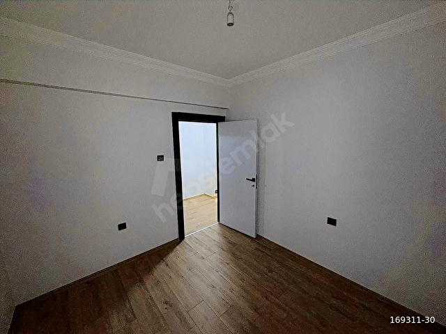 MERKEZ CAMİ KARŞISI TIPFAKÜLTESİ CD. YAPILI GİRİŞ KATI 3+1DAİRE - Görsel 28
