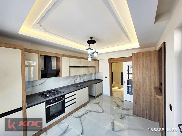 KOÇ GAYRİMENKULDEN EŞSİZ TASARIMLI BİRİNCİ SINIF İŞCİLİKLİ 3+1