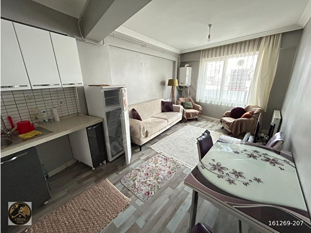 BANDIRMA HACIYUSUFTA İYİ DURUMDA, EŞYALI KİRALIK 1+1 DAİRE - Görsel 2