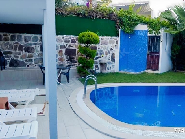 Bodrum Gümüşlük Satılık Deniz Manzaralı Mustakil Havuzlu Villa. - Görsel 17
