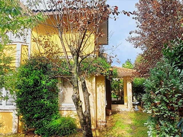 Kartepe de Havuzlu 7/24 Güvenlikli Site Bahçeli 3+1 Dublex Villa - Görsel 15