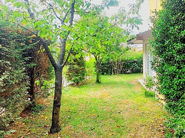 Kartepe de Havuzlu 7/24 Güvenlikli Site Bahçeli 3+1 Dublex Villa - Görsel 20