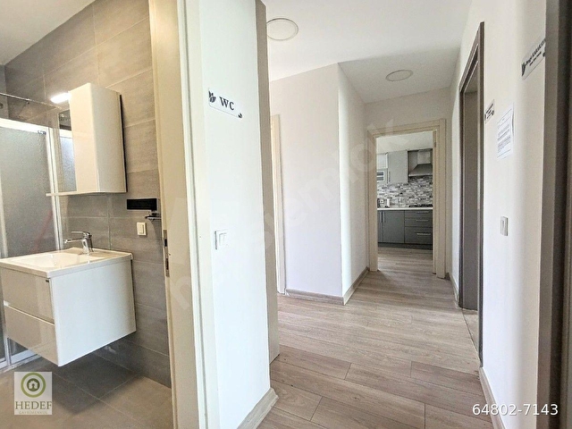 Ortakent Merkezi Anayol Cepheli Kiralık Ofis Üç  Bölüm 110 m² + 42 m² Kapalı Balkon - Görsel 30