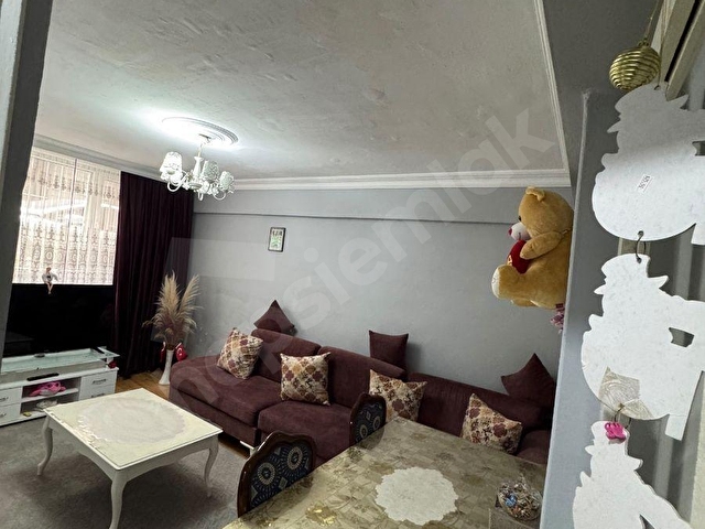 EYÜPSULTAN RAMİ MERKEZDE YATIRIMLIK DÜZ GİRİŞ KAT SATILIK DAİRE - Görsel 7