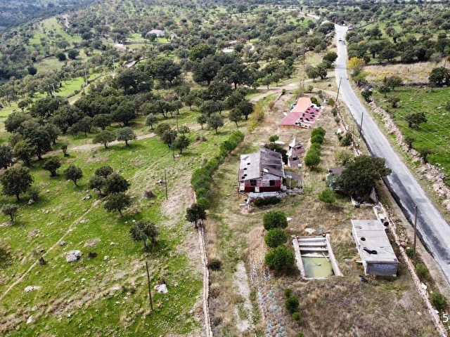 ASSOSTAN YOL KENARI YAPI KAYITLI KISMİ ARSA EVİ OLAN ARAZİ - Görsel 19