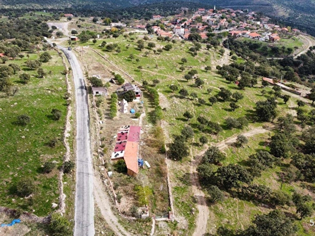 ASSOSTAN YOL KENARI YAPI KAYITLI KISMİ ARSA EVİ OLAN ARAZİ - Görsel 29