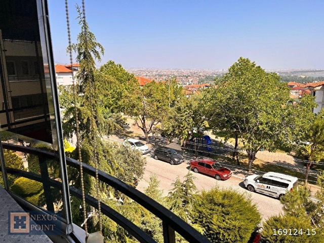 Nexus Pointten Zümrüt Mahallesi Yağmur Evler Sitesinde Satılık 2+1 Daire