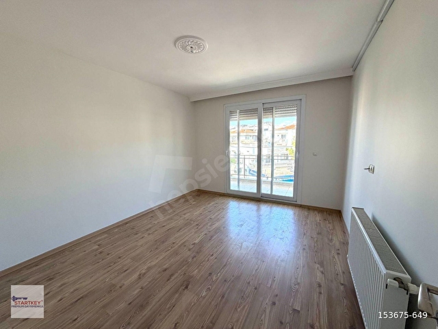 Yelki Merkezde 3 Cepheli Ferah 3+1 Kiralık Daire - Görsel 17
