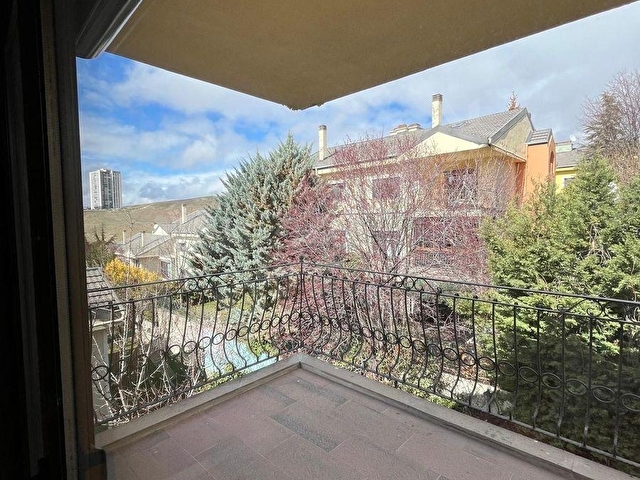 TÜRKKONUT ÇIÇEKKENT SITESI BAKIMLI VILLA - Görsel 18