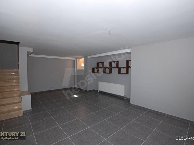 Uskumruköy Elit Sitede Şerefiyesi Yüksek Satılık İkiz Villa - Görsel 12