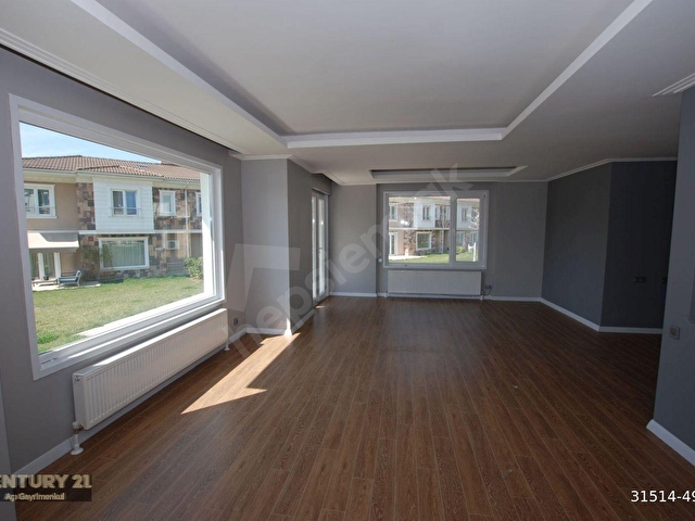 Uskumruköy Elit Sitede Şerefiyesi Yüksek Satılık İkiz Villa - Görsel 3
