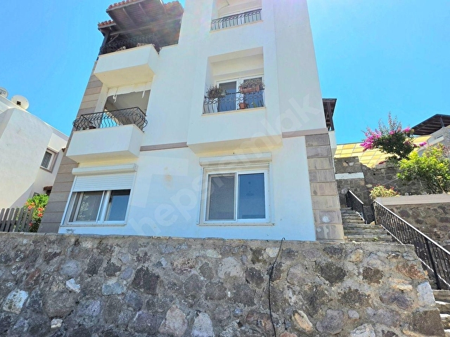 Bodrum Bitezde Havuzlu Sitede Kiralık Manzaralı Dubleks Daire - Görsel 17