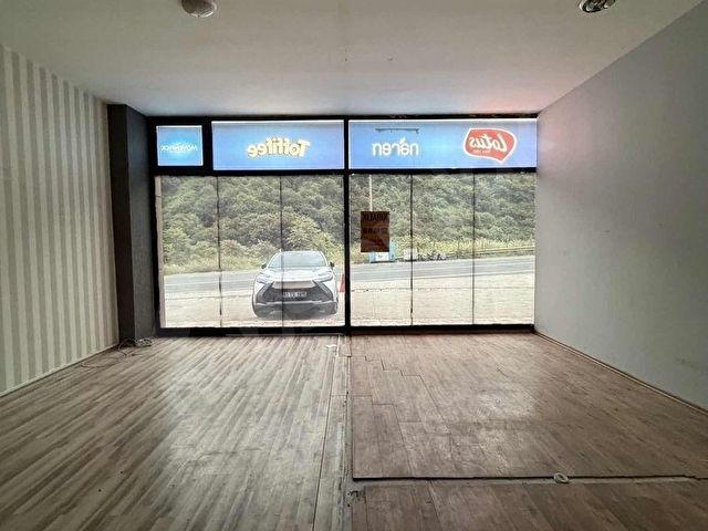 AKYAZIDA KİRALIK 240 m2 DÜKKAN-DEPO - Görsel 3