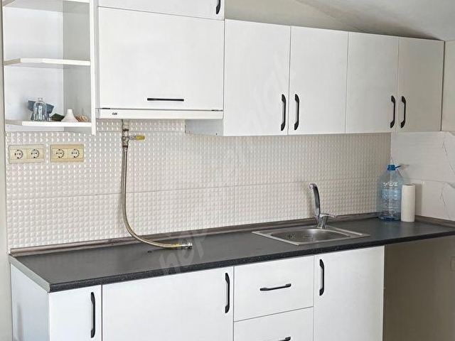 Şişli Apeks Hastahanesi yanında 1+1 Asansörlü Teraslı Daire - Görsel 4