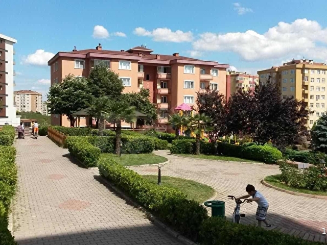 GÜLPEMBE SİTESİ AZ KATLI BLOKTA 2009 YAPIMI GENİŞ FERAH DAİRE - Görsel 10