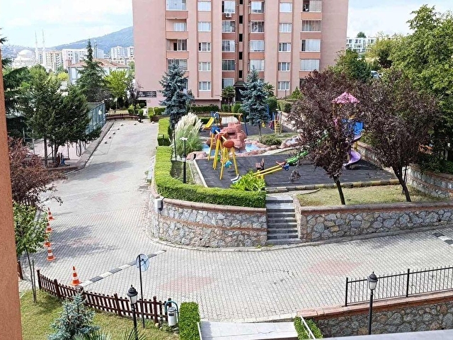 GÜLPEMBE SİTESİ AZ KATLI BLOKTA 2009 YAPIMI GENİŞ FERAH DAİRE - Görsel 24