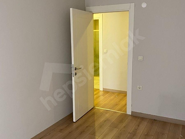 4. LEVENT METROYA YÜRÜME MESAFESİNDE SATILIK İSKANLI 1+1 DAİRE - Görsel 11
