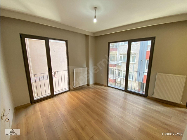 4. LEVENT METROYA YÜRÜME MESAFESİNDE SATILIK İSKANLI 1+1 DAİRE - Görsel 4
