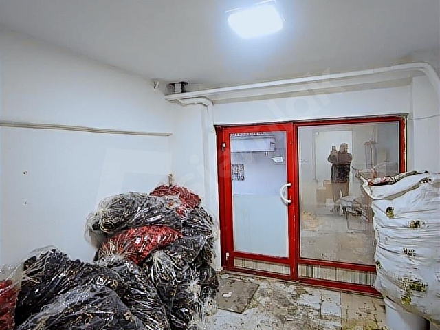 SATILIK DEPO TAPULU G.ANTEP LİSESİ YANINDA 2 ADT DÜKKAN VE GARAJ - Görsel 2