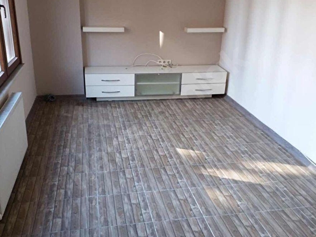 FİRUZAGADA SATILIK İÇİ YAPILI MASRAFSIZ 1+1 DAİRE - Görsel 2