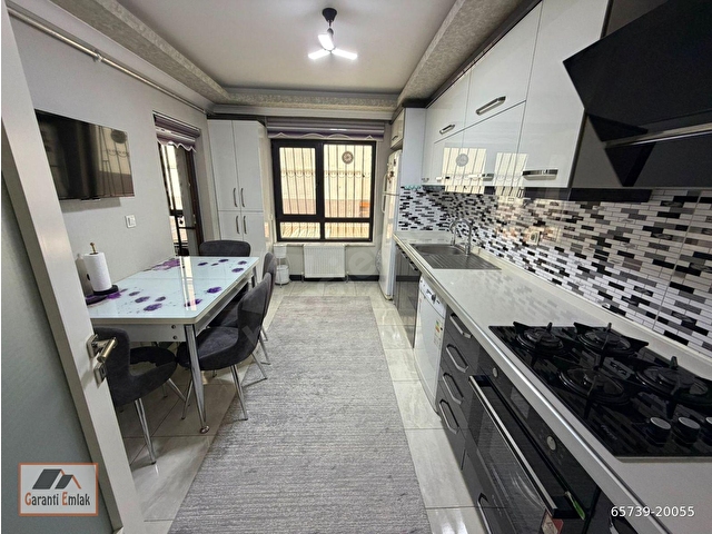 YILDIZTEPEDE MASRAFSIZ FULL YAPILI CADDEYE YAKIN 2+1 DAİRE - Görsel 2