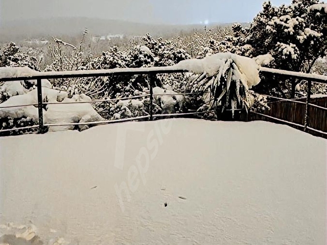 Batuhan Baldan Dilovası Tepecikte Mükemmel Konumda Bungalov - Görsel 13