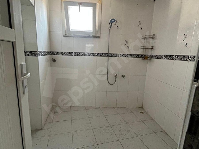 ESENYURT YUNUSEMRE  MAHALLESİNDE KİRALIK 2+1 100 m2 - Görsel 12