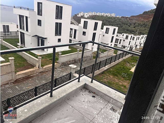 ÇANDARLIDA ROGE MARINE PROJESINDE SATILIK VILLA - Görsel 26