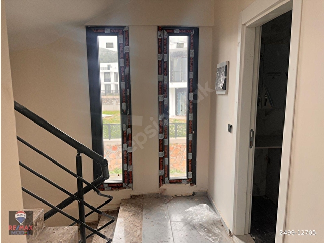 ÇANDARLIDA ROGE MARINE PROJESINDE SATILIK VILLA - Görsel 24