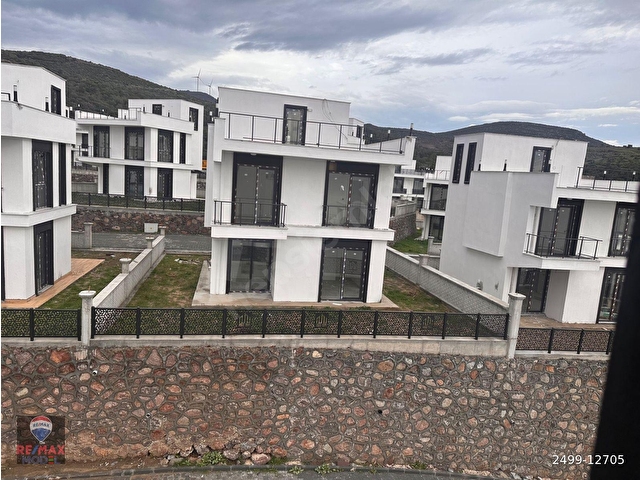 ÇANDARLIDA ROGE MARINE PROJESINDE SATILIK VILLA - Görsel 2