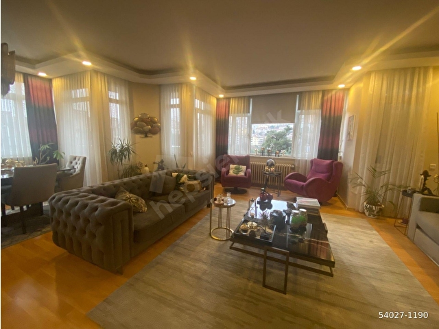 ULUS Situated in Exclusive Compound  Beautiful Luminous Apartment for Rent - Görsel 16