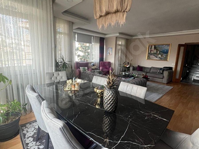 ULUS Situated in Exclusive Compound  Beautiful Luminous Apartment for Rent - Görsel 9