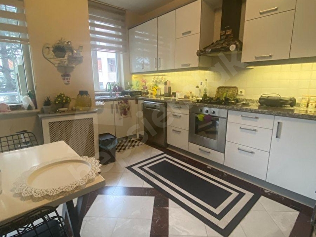 ULUS Situated in Exclusive Compound  Beautiful Luminous Apartment for Rent - Görsel 13