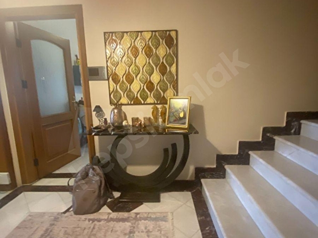 ULUS Situated in Exclusive Compound  Beautiful Luminous Apartment for Rent - Görsel 26