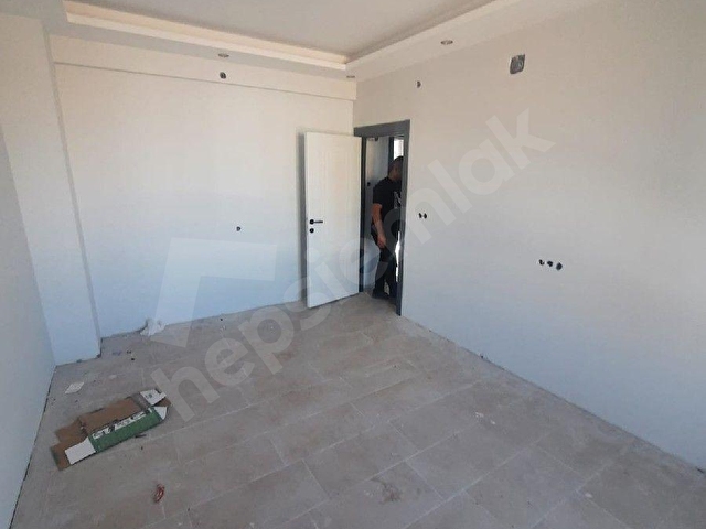 TOROS MAHALLESİNDE SIFIR ARAKAT 2+0 SATILIK DAİRE - Görsel 9