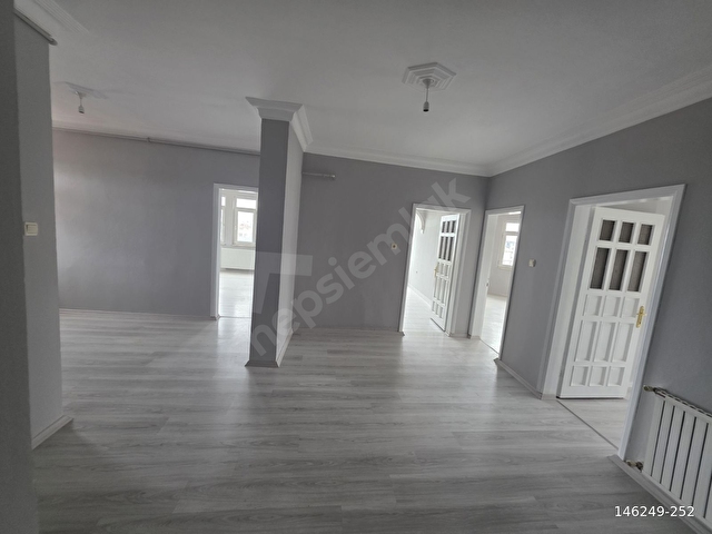 GÖRGEÇ EMLAKTAN ALAÇAMIN TAM KALBİNDE SATILIK 140 M2 DAİRE - Görsel 4