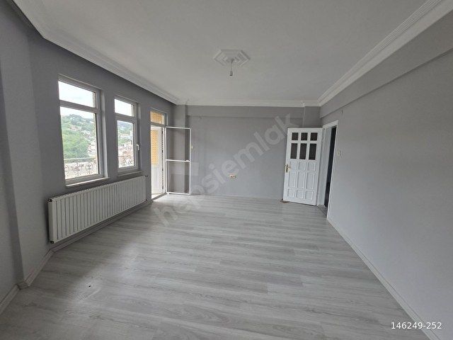 GÖRGEÇ EMLAKTAN ALAÇAMIN TAM KALBİNDE SATILIK 140 M2 DAİRE - Görsel 23