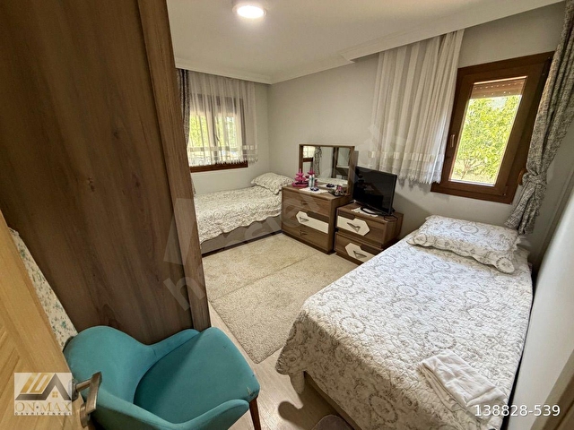 ONMAX BÖREZLİDE SATILIK 4850 M2 TARLA İÇERİSİNDE ÇİFTLİK EVİ BAĞ & BAHÇE - Görsel 24