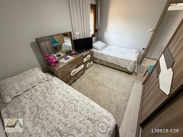 ONMAX BÖREZLİDE SATILIK 4850 M2 TARLA İÇERİSİNDE ÇİFTLİK EVİ BAĞ & BAHÇE - Görsel 28