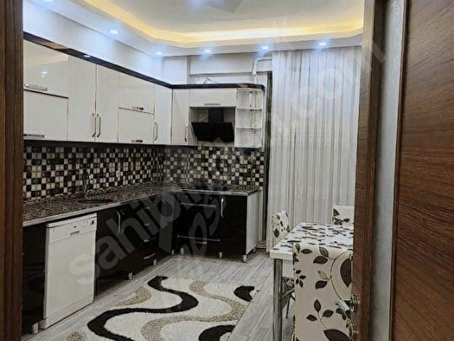 Satılık 4+1 Daire 225m2 full Eşyali Ağrı merkez Fırat mah - Görsel 12
