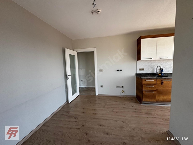 GÜLMAHAL RESİDANSTA 60M2 2+1 YÜKSEK KAT BALKONLU KİRALIK DAİRE - Görsel 6
