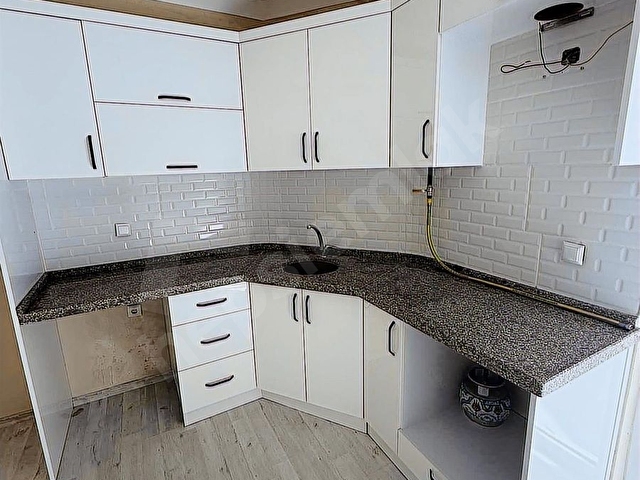 ÇELİK İNŞAAT&EMLAK PLEVNE MAH. 85m2 2+1 ÇİFT CEPHE 3 YAŞINDA - Görsel 12