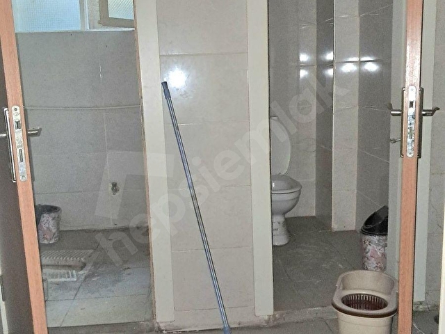 BEŞTEPEDE  YARİM KOTTA  FERAH  AYDINLIKLI YAPISIZ  150M2  DÜKKAN KİRALIK - Görsel 11