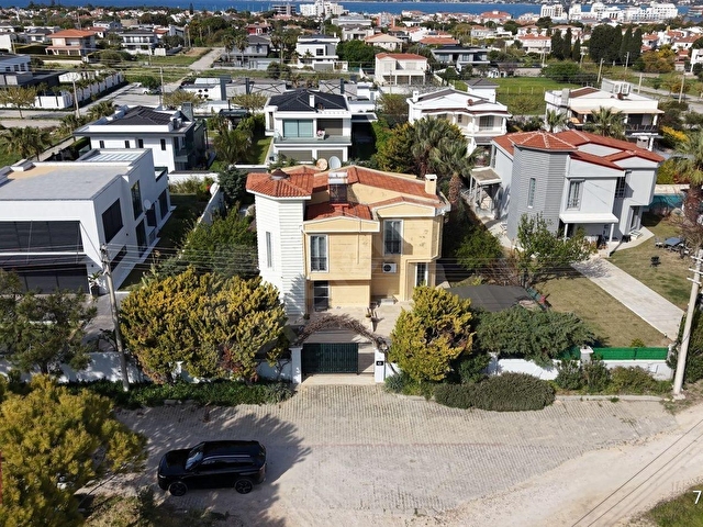 ÇEŞME MAMUBABADA BÜYÜK VİLLA BY AKTARDAN